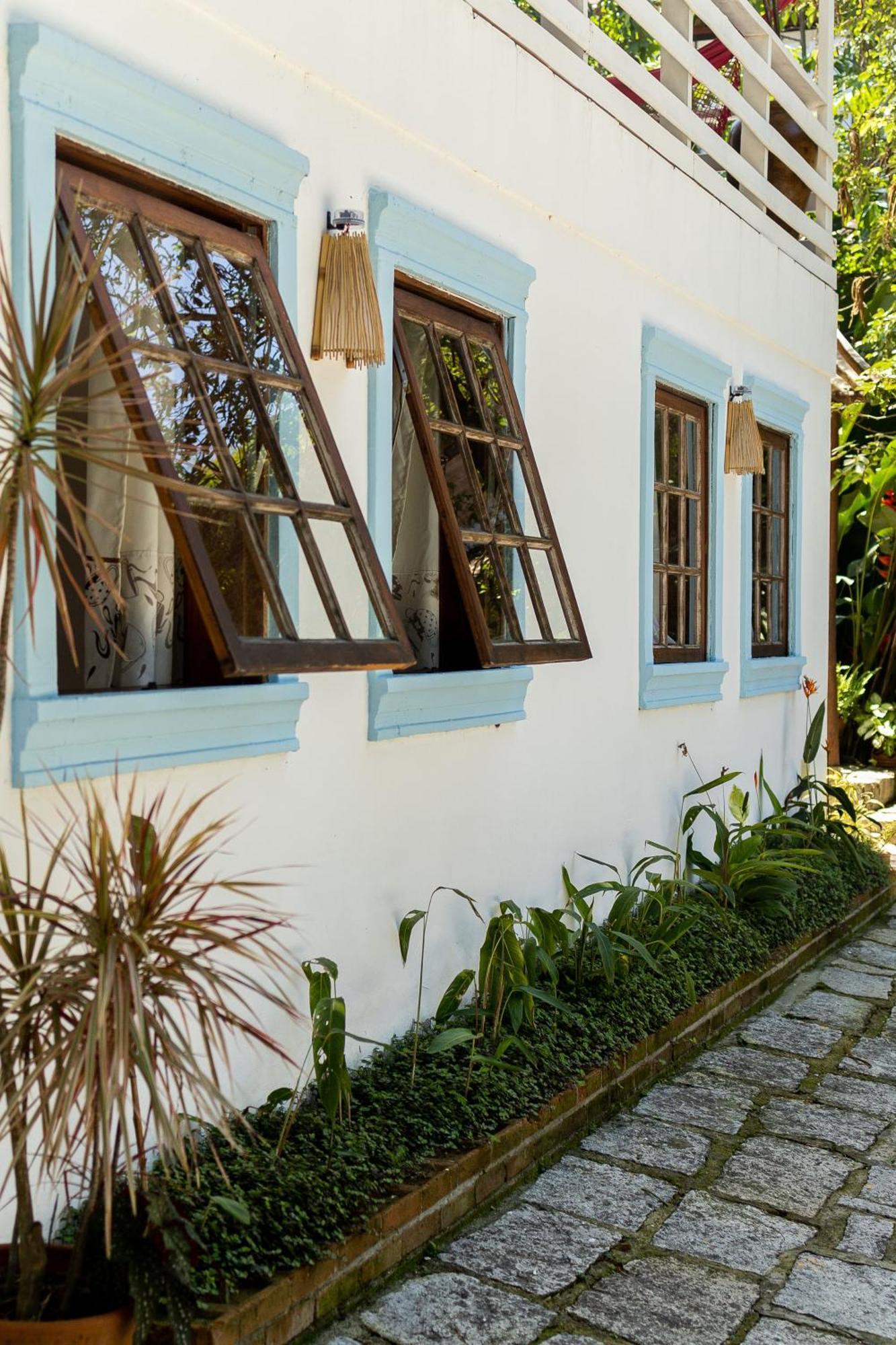 Ilhabela Studios *